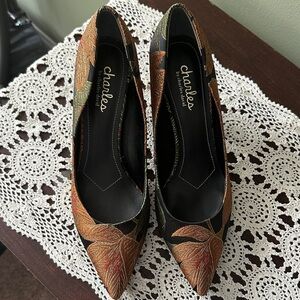 Charles By Charles David Multicolor Leaf Heels